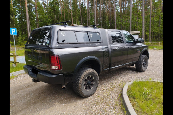 Dodge Ram 2500 Power Wagon 6,4 V8 4x4 Crew Cab LPG onderbouw