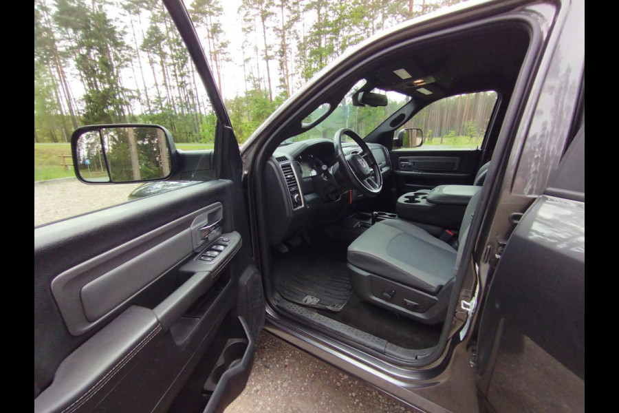 Dodge Ram 2500 Power Wagon 6,4 V8 4x4 Crew Cab LPG onderbouw