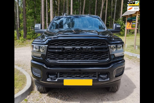 Dodge Ram 2500 Heavy Duty 6,4 V8 4x4 Crew Cab LPG onderbouw