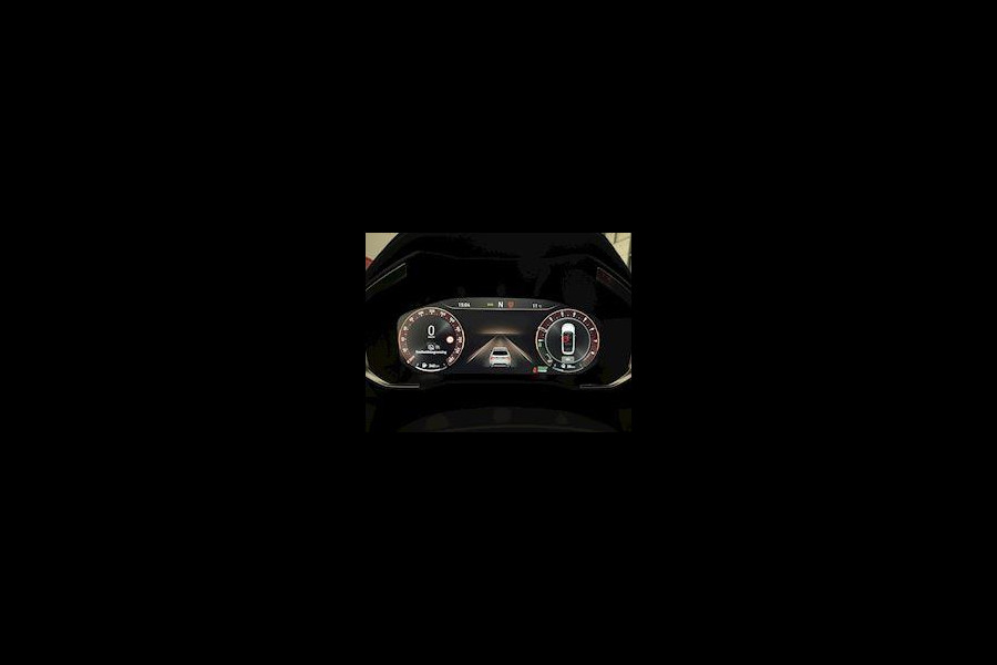 Lynk & Co RS Shadow Edition 01 Trekhaak Pano 360° Navi Adapt cruise 262PK Elekr. Achterklep
