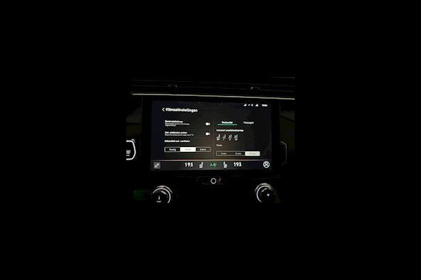 Lynk & Co RS Shadow Edition 01 Trekhaak Pano 360° Navi Adapt cruise 262PK Elekr. Achterklep
