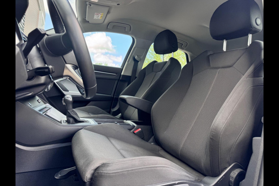 Audi Q3 Sportback 45 TFSI e Edition Matrix/Keyless/Navi