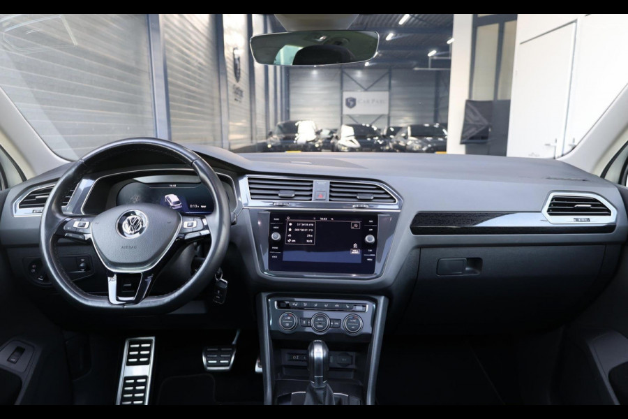 Volkswagen Tiguan 2.0 TSI 4Motion 220PK R-LINE LED/VIRTUAL/PANO/LEER+S.VERWARMING+MEMORY/20" LMV/CAM/LINE/ACC/ECC/12 MND GARANTIE!