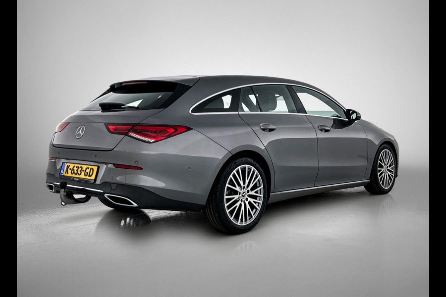 Mercedes-Benz CLA-Klasse Shooting Brake 200 Business Luxury | Lichtmetalen velgen | MBUX wide screen | Navigatie | Parkings support met camera achter | Inclusief 24 maanden Mercedes-Benz Certified garantie voor Europa.