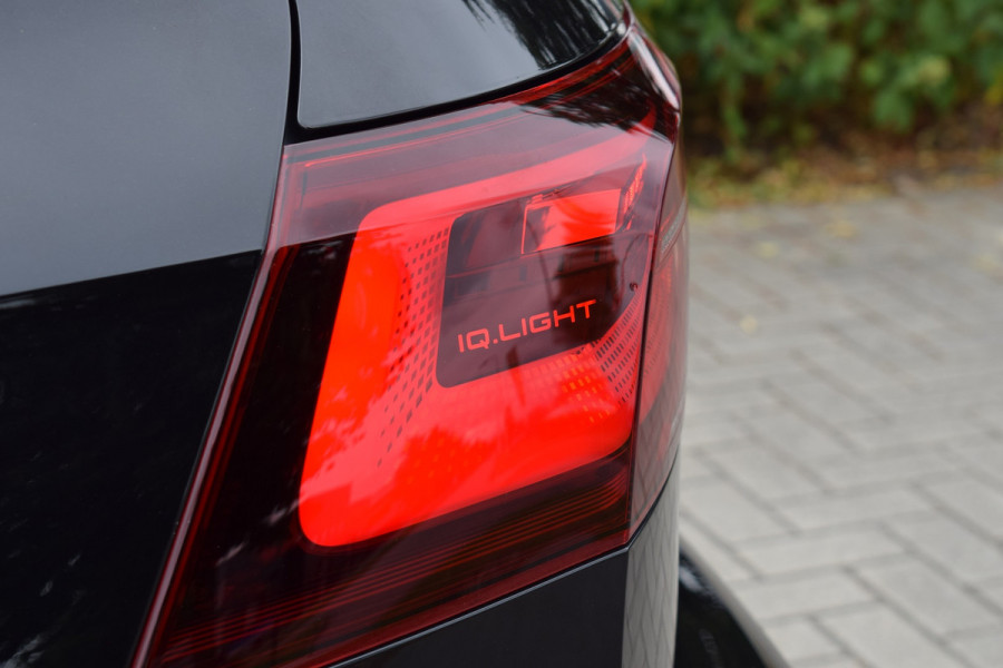 Volkswagen Golf R Performance 2.0 TSI 320pk 4-Motion | Pano | HUD | Nurburgring