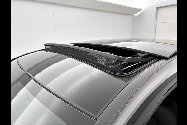 Mercedes-Benz A-Klasse 250 e Premium Plus | 5 spaaks lichtmetalen velgen | MBUX wide screen | Navigatie | Parking support | Camera achter | Inclusief 24 maanden Mercedes-Benz Certified garantie voor Europa.