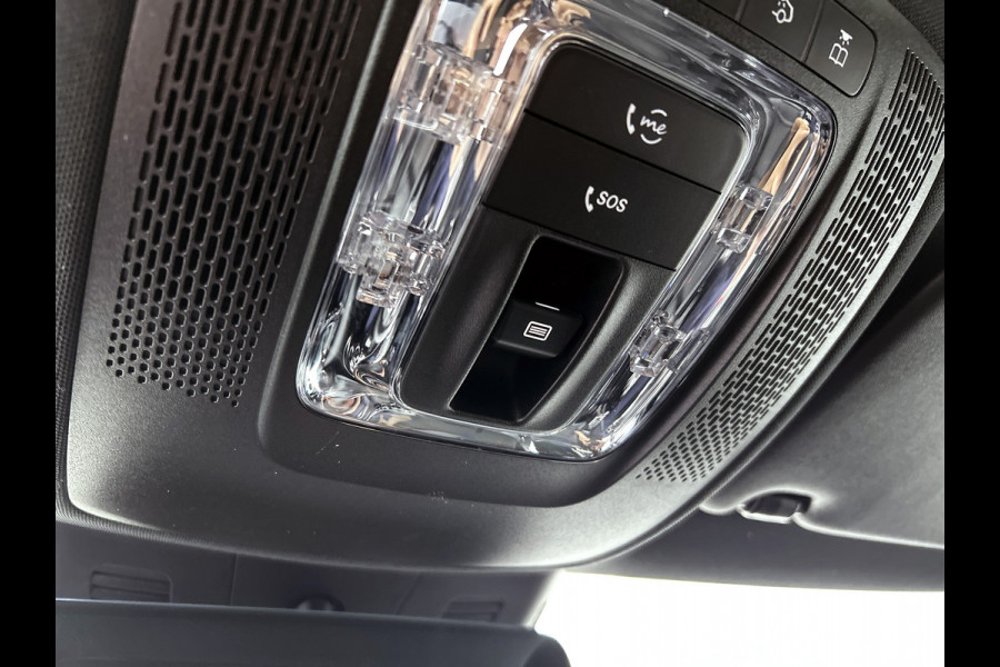 Mercedes-Benz A-Klasse 250 e Premium Plus | 5 spaaks lichtmetalen velgen | MBUX wide screen | Navigatie | Parking support | Camera achter | Inclusief 24 maanden Mercedes-Benz Certified garantie voor Europa.