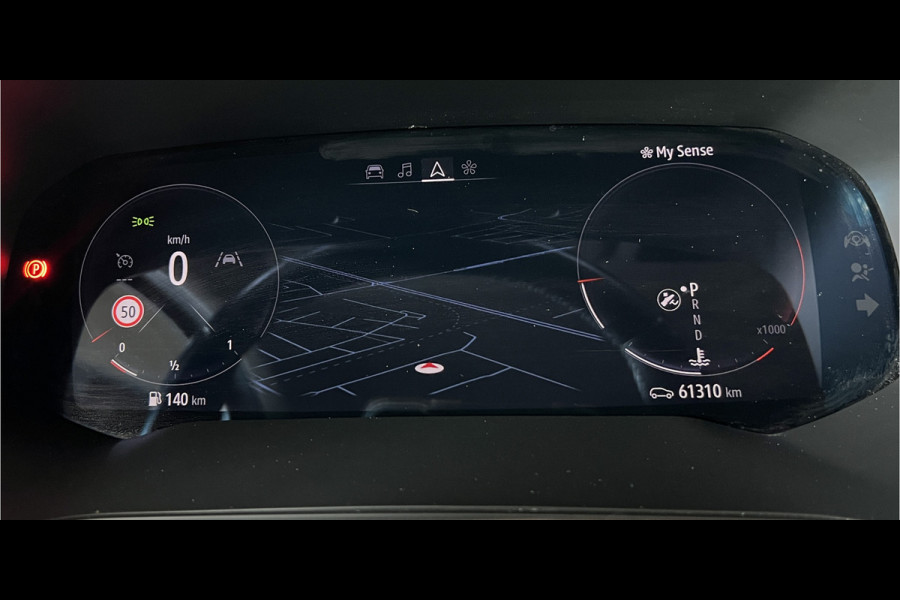 Renault Captur 1.3 TCe 130 Intens | Groot Navi | Bose | Stoelverwarming | Camera | Led | PDC | 17" | Volledig onderhouden!