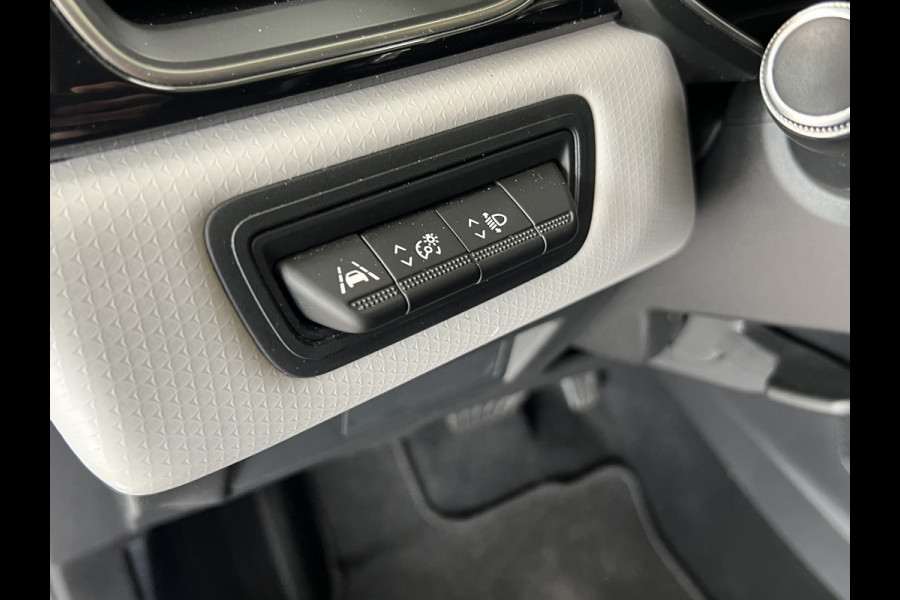 Renault Captur 1.3 TCe 130 Intens | Groot Navi | Bose | Stoelverwarming | Camera | Led | PDC | 17" | Volledig onderhouden!