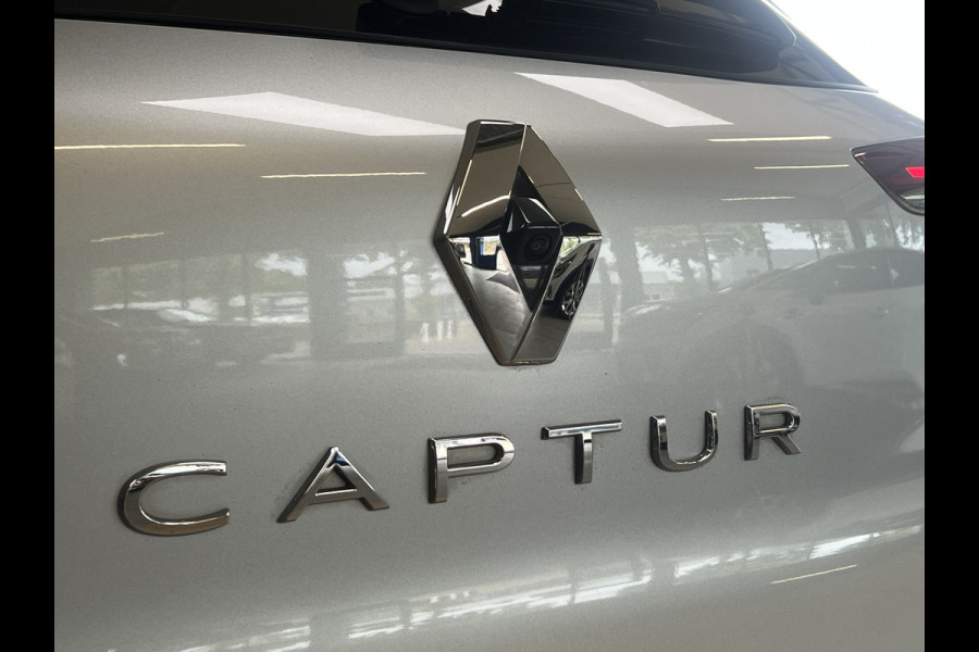 Renault Captur 1.3 TCe 130 Intens | Groot Navi | Bose | Stoelverwarming | Camera | Led | PDC | 17" | Volledig onderhouden!