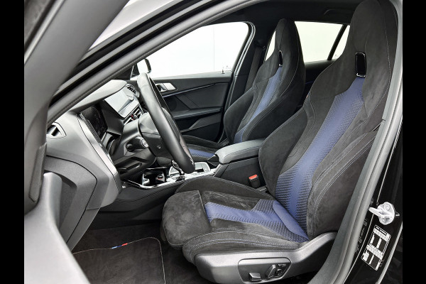 BMW 1-serie 118i High Executive M-Sport Plus (Dealer onderhoud, Navi Pro, Camera, PDC V+A, StoelV, Digitale dash, Etc)