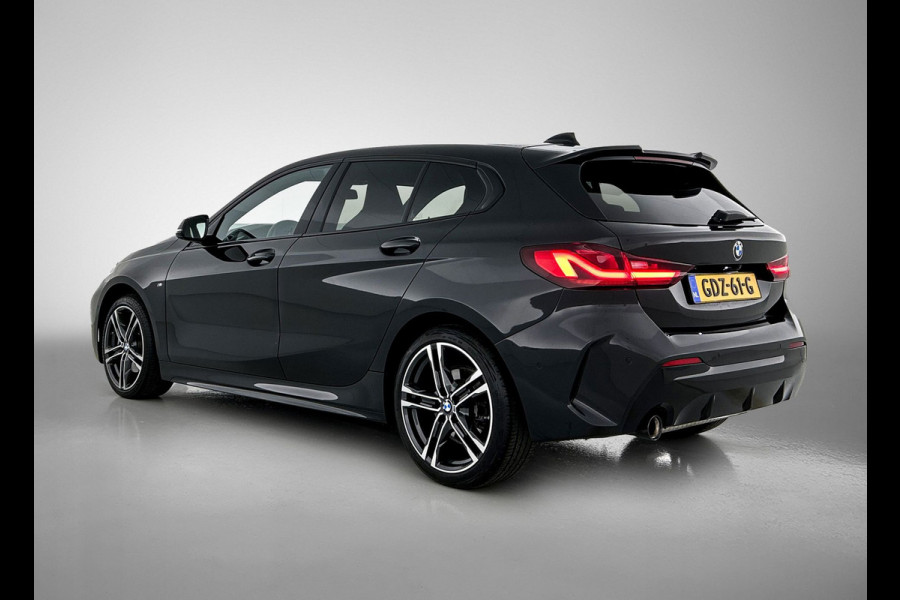 BMW 1-serie 118i High Executive M-Sport Plus (Dealer onderhoud, Navi Pro, Camera, PDC V+A, StoelV, Digitale dash, Etc)