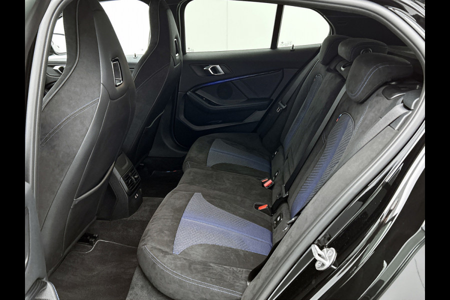BMW 1-serie 118i High Executive M-Sport Plus (Dealer onderhoud, Navi Pro, Camera, PDC V+A, StoelV, Digitale dash, Etc)