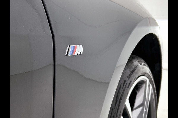 BMW 1-serie 118i High Executive M-Sport Plus (Dealer onderhoud, Navi Pro, Camera, PDC V+A, StoelV, Digitale dash, Etc)