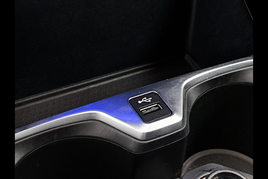 BMW 1-serie 118i High Executive M-Sport Plus (Dealer onderhoud, Navi Pro, Camera, PDC V+A, StoelV, Digitale dash, Etc)