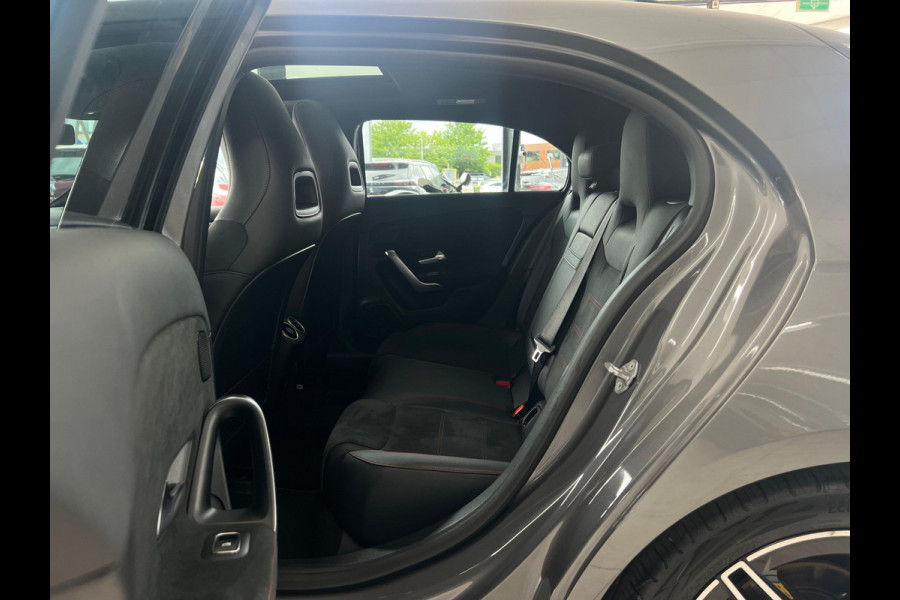 Mercedes-Benz A-Klasse 180 Business Solution AMG NL AUTO | PANO | STOELVERW | CAMERA | SFEERVERL | MEMORY