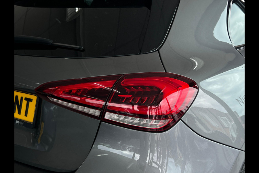 Mercedes-Benz A-Klasse 180 Business Solution AMG NL AUTO | PANO | STOELVERW | CAMERA | SFEERVERL | MEMORY