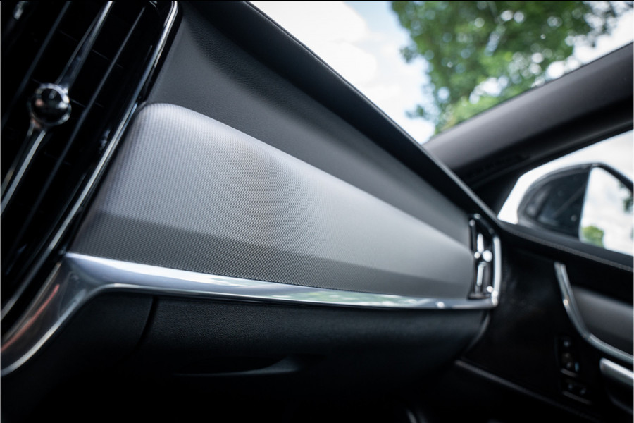 Volvo V90 2.0 T6 AWD R-Design ** Panodak ** Trekhaak ** NAP!!