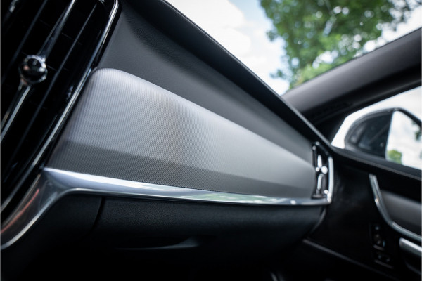 Volvo V90 2.0 T6 AWD R-Design ** Panodak ** Trekhaak ** NAP!!