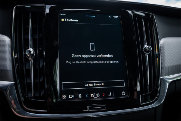 Volvo V90 2.0 T6 AWD R-Design ** Panodak ** Trekhaak ** NAP!!