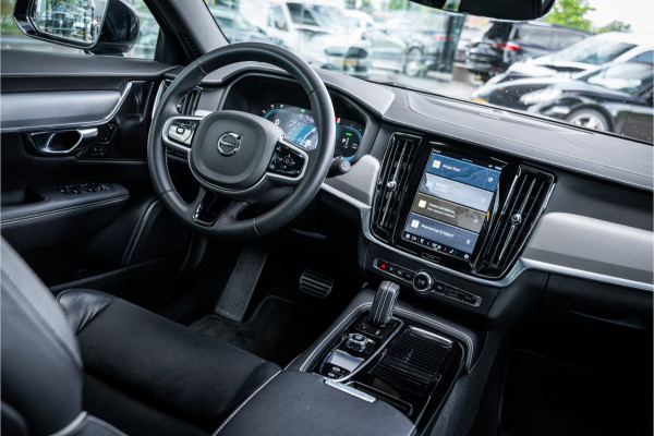 Volvo V90 2.0 T6 AWD R-Design ** Panodak ** Trekhaak ** NAP!!