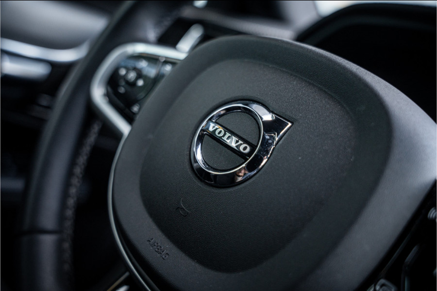 Volvo V90 2.0 T6 AWD R-Design ** Panodak ** Trekhaak ** NAP!!
