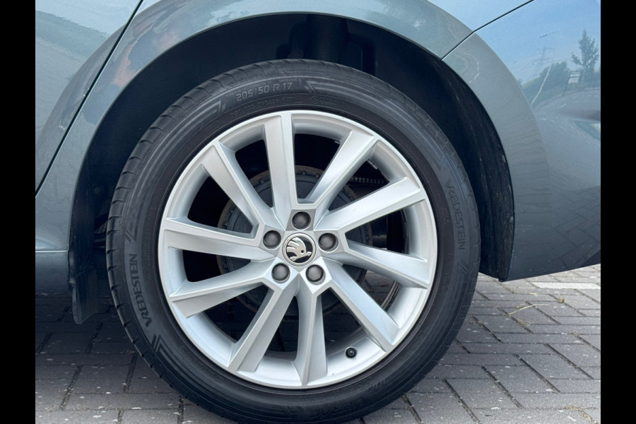 Škoda SCALA 1.0 TSI * Trekhaak * Carplay * Parkeersensoren * Lichtmetalen Velgen *