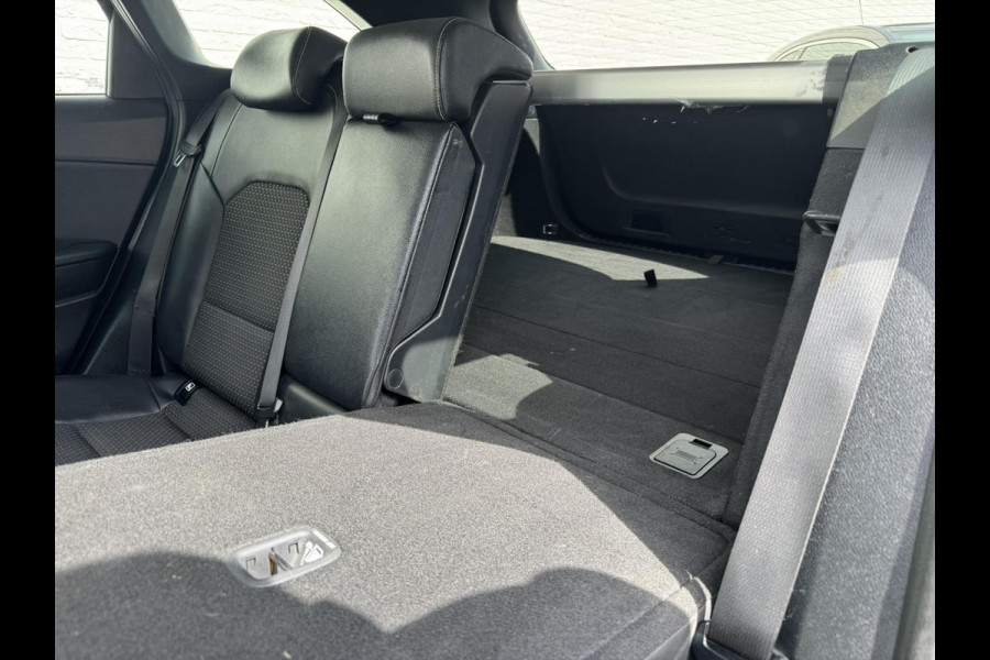 Kia Ceed Sportswagon 1.0 T-GDi GT-Line Cruise control Climate control Full LED Apple Carplay / Android Auto