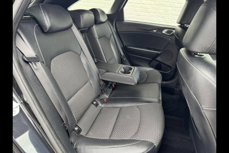 Kia Ceed Sportswagon 1.0 T-GDi GT-Line Cruise control Climate control Full LED Apple Carplay / Android Auto