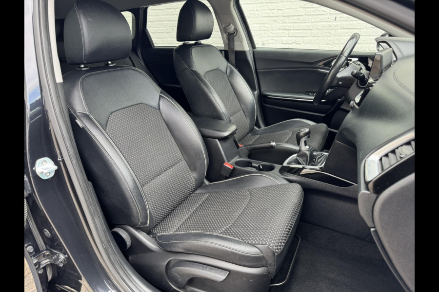 Kia Ceed Sportswagon 1.0 T-GDi GT-Line Cruise control Climate control Full LED Apple Carplay / Android Auto