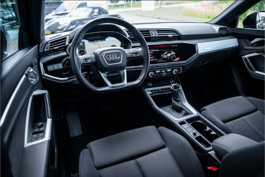 Audi Q3 Sportback 45 TFSI e S Edition ** 20inch ** Camera ** Keyless