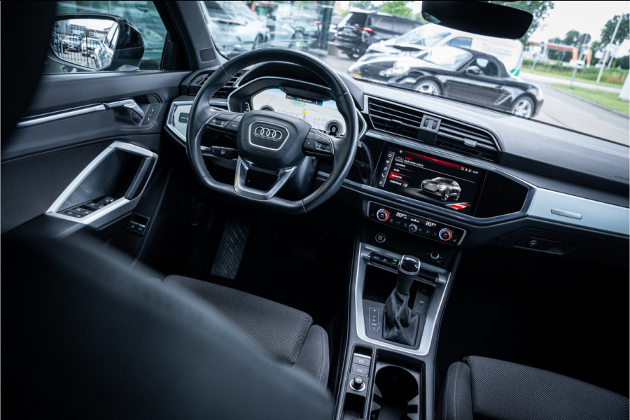 Audi Q3 Sportback 45 TFSI e S Edition ** 20inch ** Camera ** Keyless