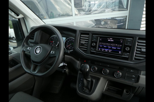 Volkswagen Crafter 35 2.0 TDI 180 pk L3H3 ( L2H2) airco, apple carplay ,camera ,trekhaak