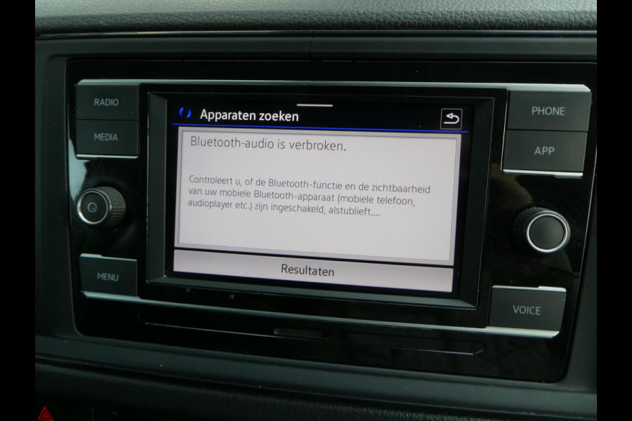 Volkswagen Crafter 35 2.0 TDI 180 pk L3H3 ( L2H2) airco, apple carplay ,camera ,trekhaak