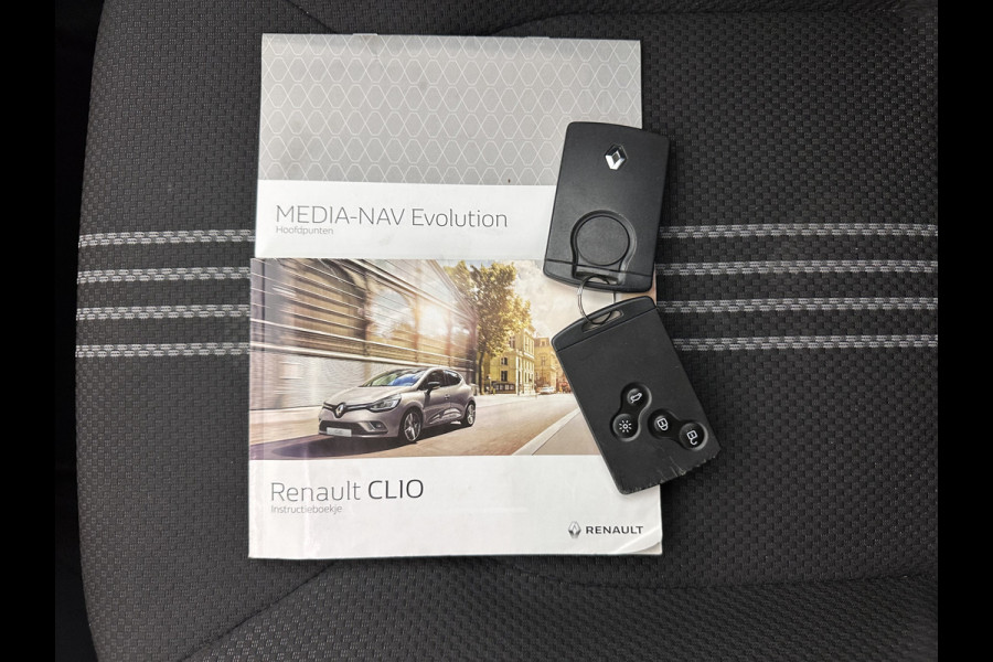 Renault Clio 1.5 dCi GT-Line Ecoleader Intens *FULL-LED | SPORT-SEATS | MICROFIBRE |  NAVI-FULLMAP | BASS-REFLEX-SOUND | KEYLESS | ECC | PDC | CRUISE | DAB | 16''ALU*