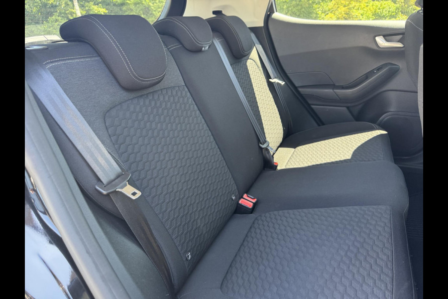 Ford Fiesta 1.0 EcoBoost Hybrid Titanium 125pk | Winter Pack | Navigatie | Camera