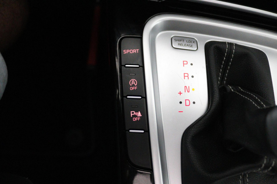 Kia ProCeed 1.5 T-GDI GT-Line (PANORAMADAK, ACHTERUITRIJCAMERA, NAVIGATIE, AUTOMAAT, STOEL/STUUR VERWARMING, NL-AUTO)