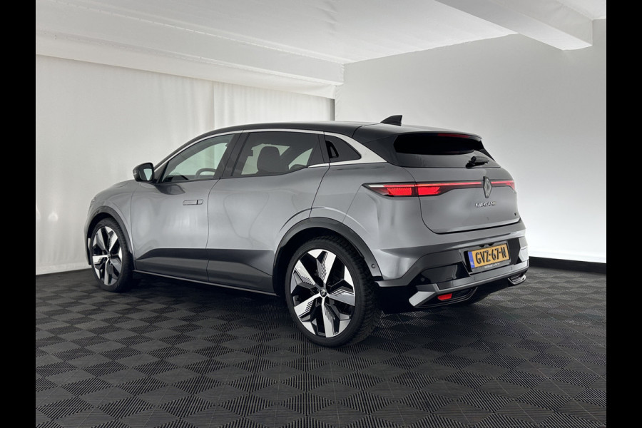 Renault Mégane E-Tech EV60 Optimum Charge Techno [ 3-Fase ] *HEAT-PUMP | LEATHER-MICROFIBRE | FULL-LED | ADAPTIVE-CRUISE | LANE-ASSIST | TOPVIEW | KEYLESS | HEATED-COMFORTSEATS | DAB+ | CAMERA | CARPLAY | TOWBAR | NAVI-FULLMAP | DIGI-COCKPIT | 20"ALU*