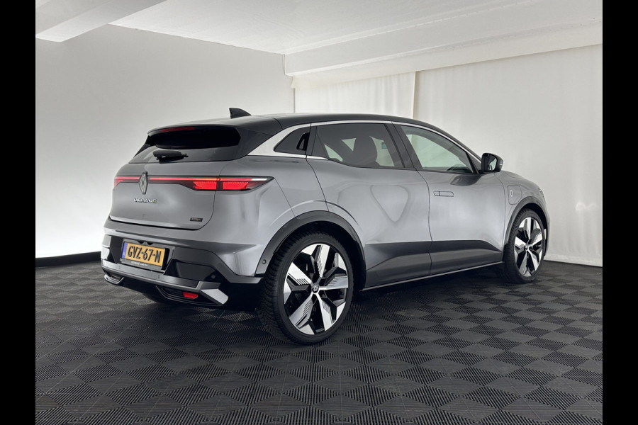 Renault Mégane E-Tech EV60 Optimum Charge Techno [ 3-Fase ] *HEAT-PUMP | LEATHER-MICROFIBRE | FULL-LED | ADAPTIVE-CRUISE | LANE-ASSIST | TOPVIEW | KEYLESS | HEATED-COMFORTSEATS | DAB+ | CAMERA | CARPLAY | TOWBAR | NAVI-FULLMAP | DIGI-COCKPIT | 20"ALU*