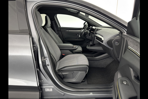 Renault Mégane E-Tech EV60 Optimum Charge Techno [ 3-Fase ] *HEAT-PUMP | LEATHER-MICROFIBRE | FULL-LED | ADAPTIVE-CRUISE | LANE-ASSIST | TOPVIEW | KEYLESS | HEATED-COMFORTSEATS | DAB+ | CAMERA | CARPLAY | TOWBAR | NAVI-FULLMAP | DIGI-COCKPIT | 20"ALU*