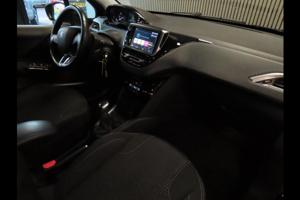 Peugeot 208 1.2 PureTech Blue Lease Allure AIRCO GLAZEN DAK CRUISE CONTROL