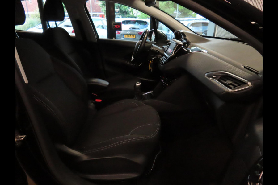Peugeot 208 1.2 PureTech Blue Lease Allure AIRCO GLAZEN DAK CRUISE CONTROL