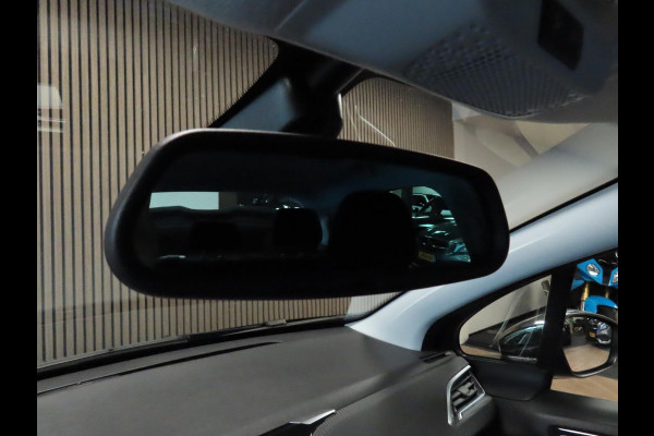 Peugeot 208 1.2 PureTech Blue Lease Allure AIRCO GLAZEN DAK CRUISE CONTROL