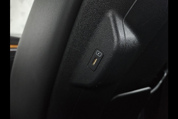 Kia Niro EV DynamicLine 64.8 kWh | Prijs incl. vooraftrek 2000.- inruilpremie | Adapt. Cruise | Carplay/Android Auto | Sensoren | Camera | Keyless Entry |