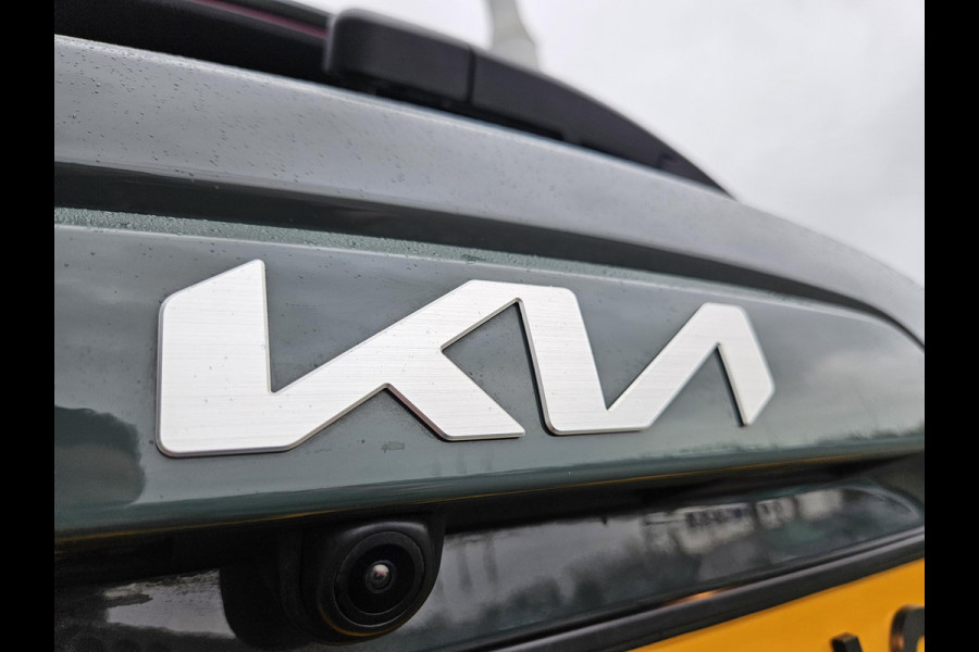 Kia Niro EV DynamicLine 64.8 kWh | Prijs incl. vooraftrek 2000.- inruilpremie | Adapt. Cruise | Carplay/Android Auto | Sensoren | Camera | Keyless Entry |