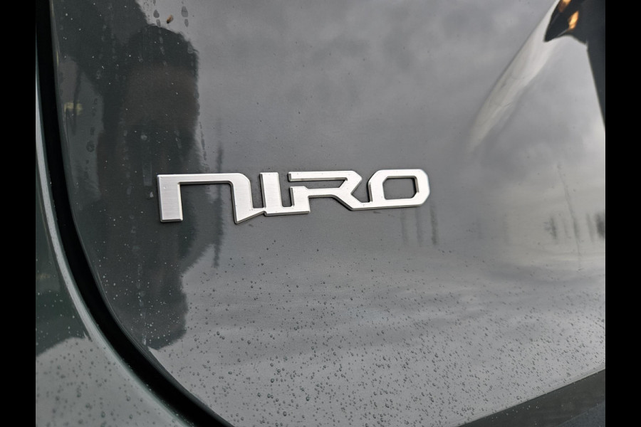Kia Niro EV DynamicLine 64.8 kWh | Prijs incl. vooraftrek 2000.- inruilpremie | Adapt. Cruise | Carplay/Android Auto | Sensoren | Camera | Keyless Entry |