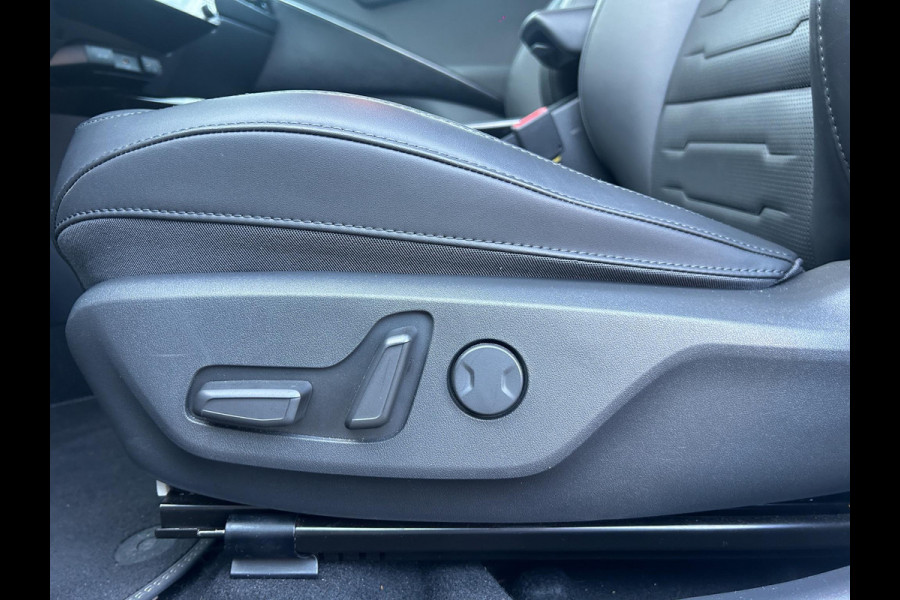 Kia Niro EV Edition Advanced 64.8 kWh | Prijs incl. vooraftrek 2000.- inruilpremie | Automaat | Leder | Navi | Clima | Stoel- en stuurverwarming | LMV |