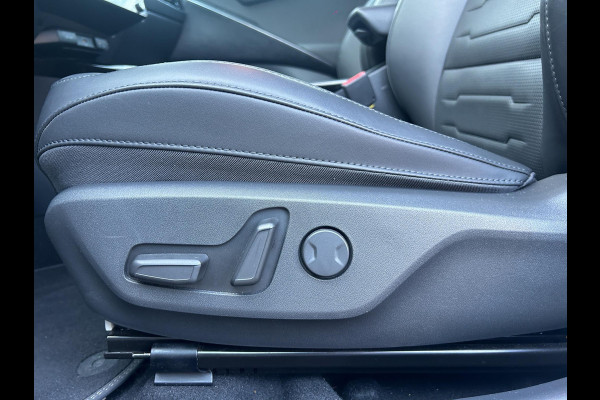 Kia Niro EV Edition Advanced 64.8 kWh | Prijs incl. vooraftrek 2000.- inruilpremie | Automaat | Leder | Navi | Clima | Stoel- en stuurverwarming | LMV |
