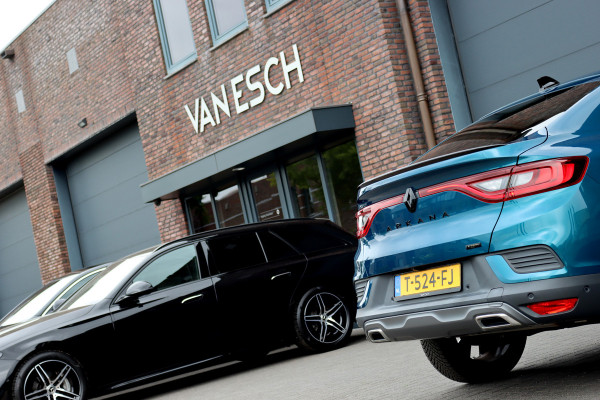 Renault Arkana 1.6 E-Tech hybrid 145 E-Tech engineered | ACC | BOSE | Verwarmd Stuurwiel | Stoelverwarming | Dodehoekassistent | Camera | Leder |