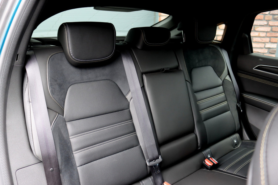 Renault Arkana 1.6 E-Tech hybrid 145 E-Tech engineered | ACC | BOSE | Verwarmd Stuurwiel | Stoelverwarming | Dodehoekassistent | Camera | Leder |